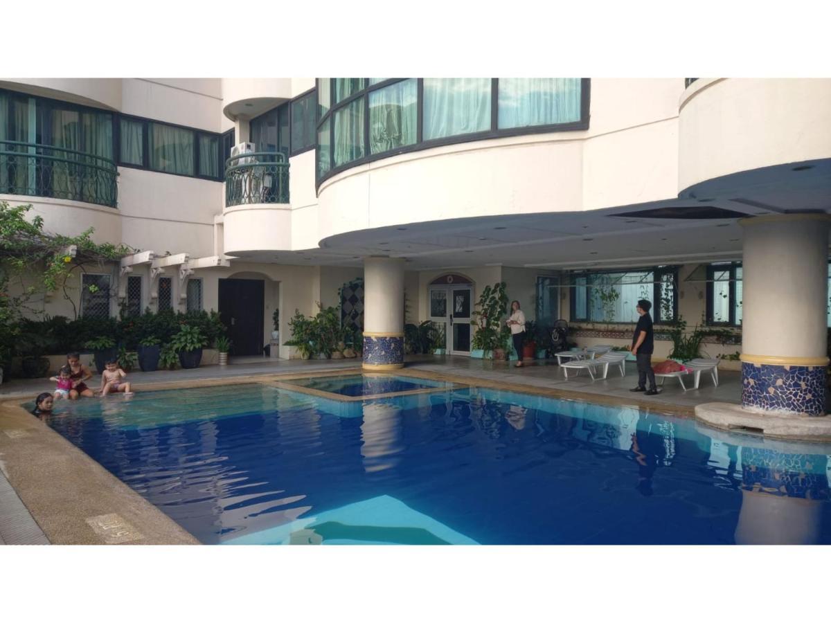 Capital O 914 Makati Palace Hotel Makati City Ngoại thất bức ảnh